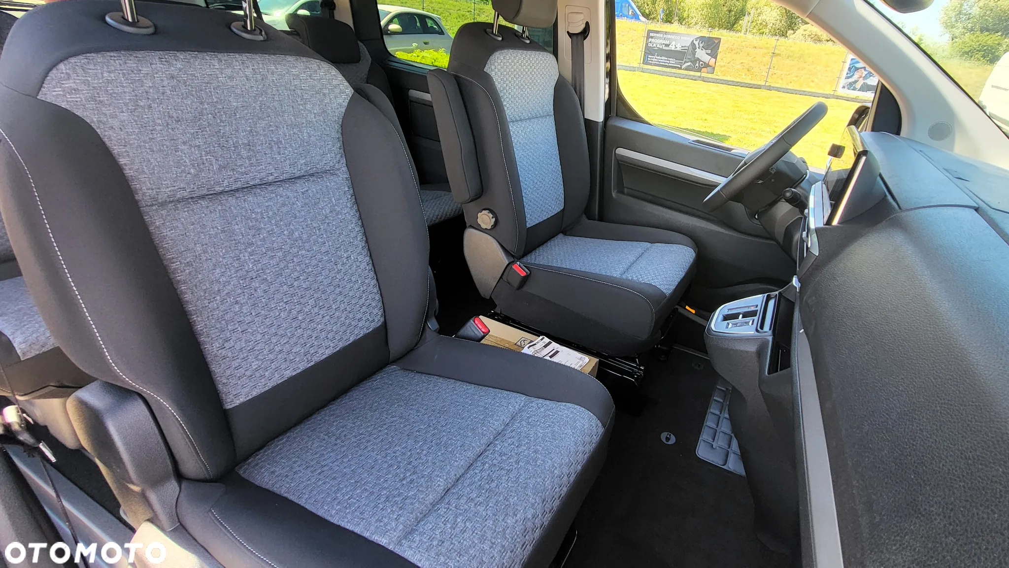 Peugeot Traveller e-Traveller Long Business Vip (75 kWh) - 27