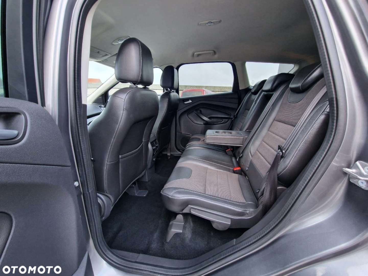 Ford Kuga - 16