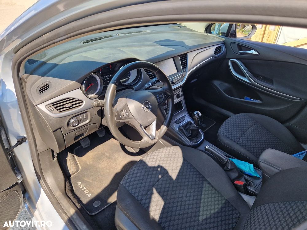 Opel Astra 1.5 Start/Stop 2020 - 8