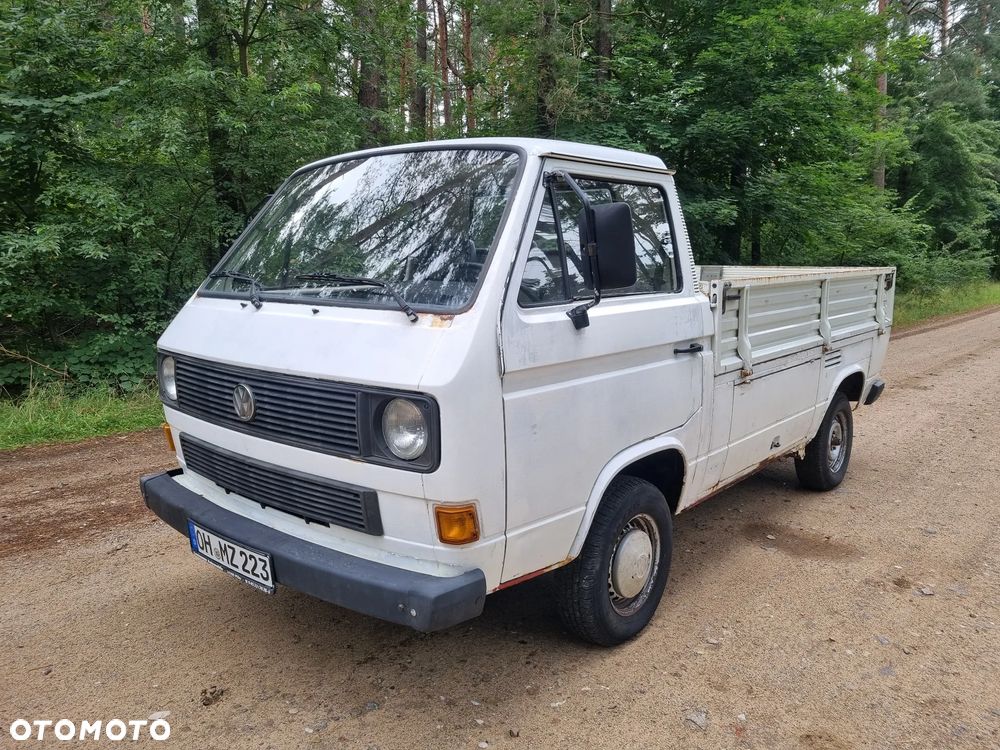 Volkswagen Transporter - 1