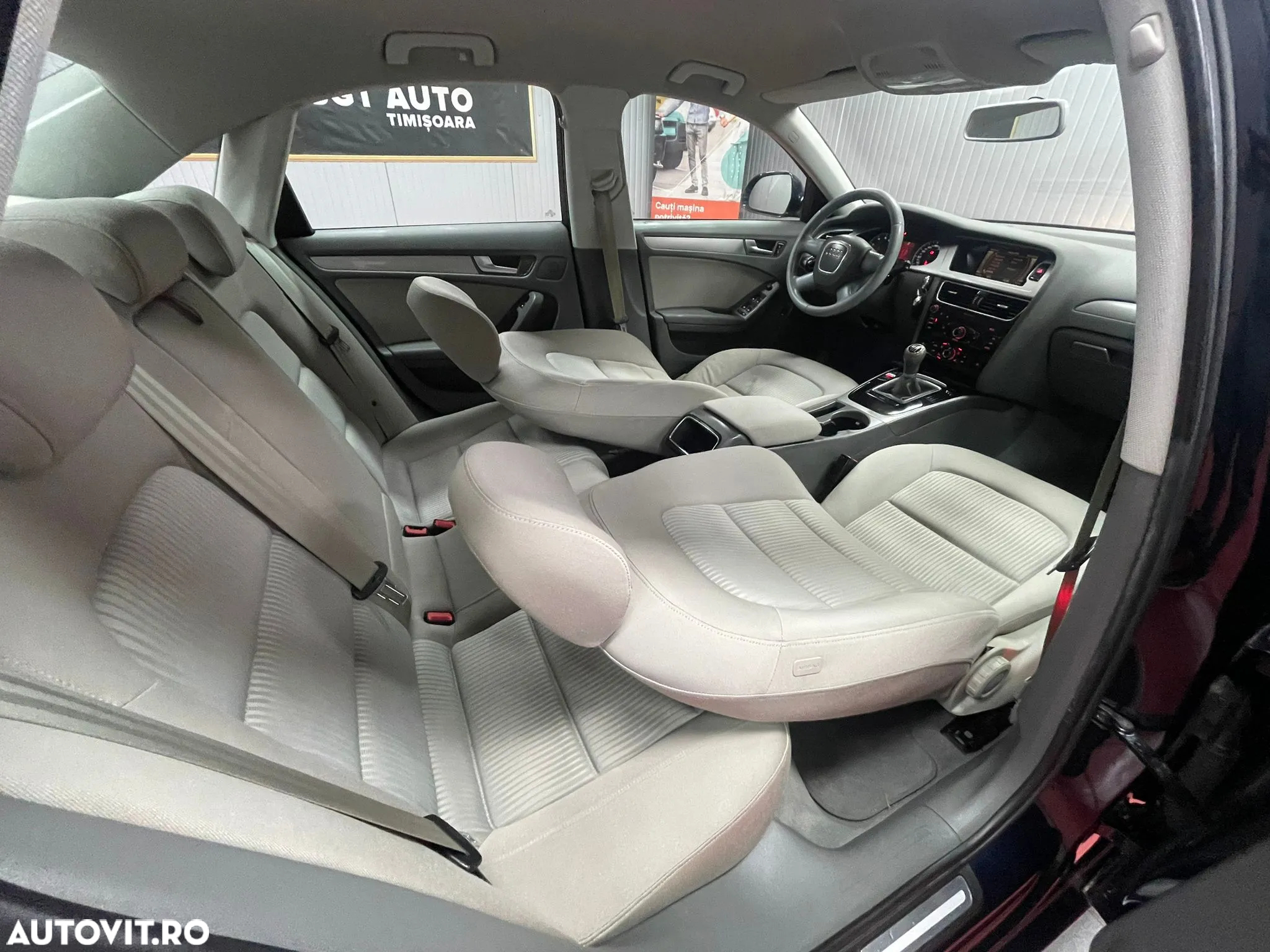 Audi A4 - 12