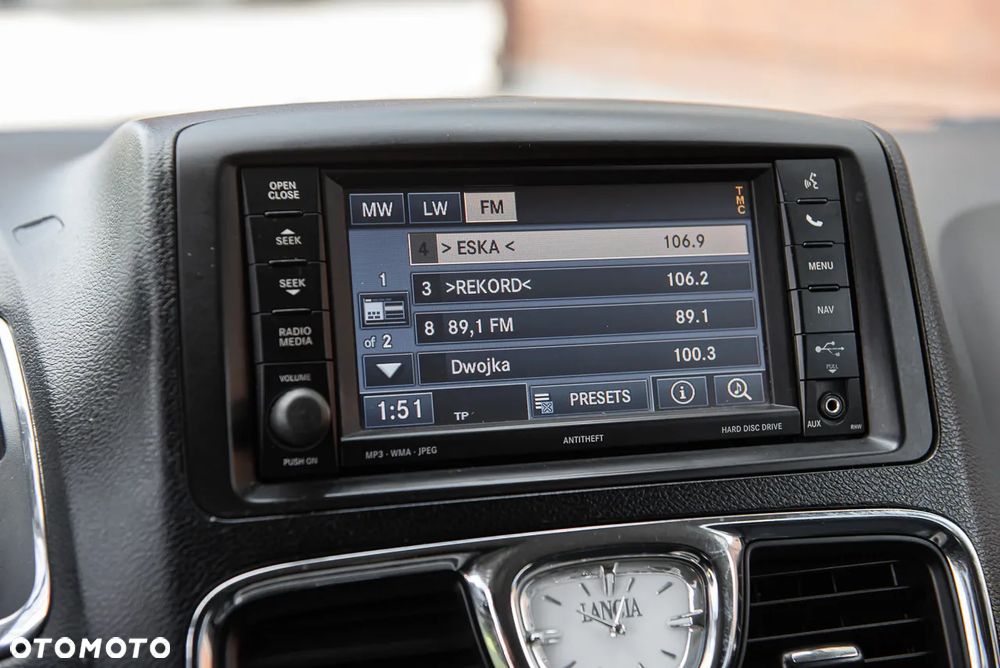 Lancia Voyager 2.8CRD Gold - 13