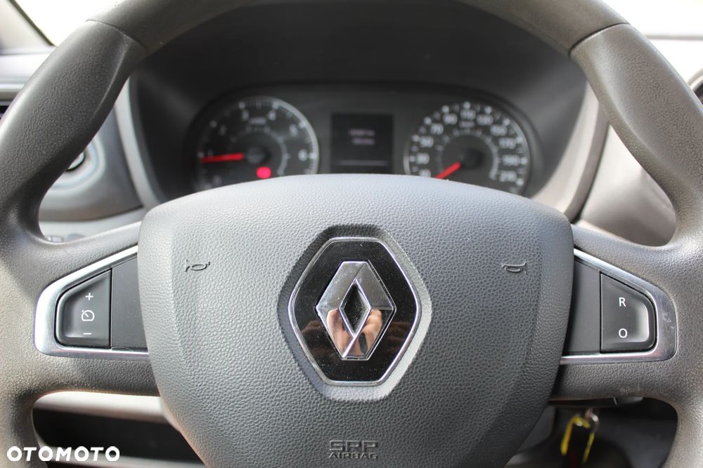 Renault Master - 17