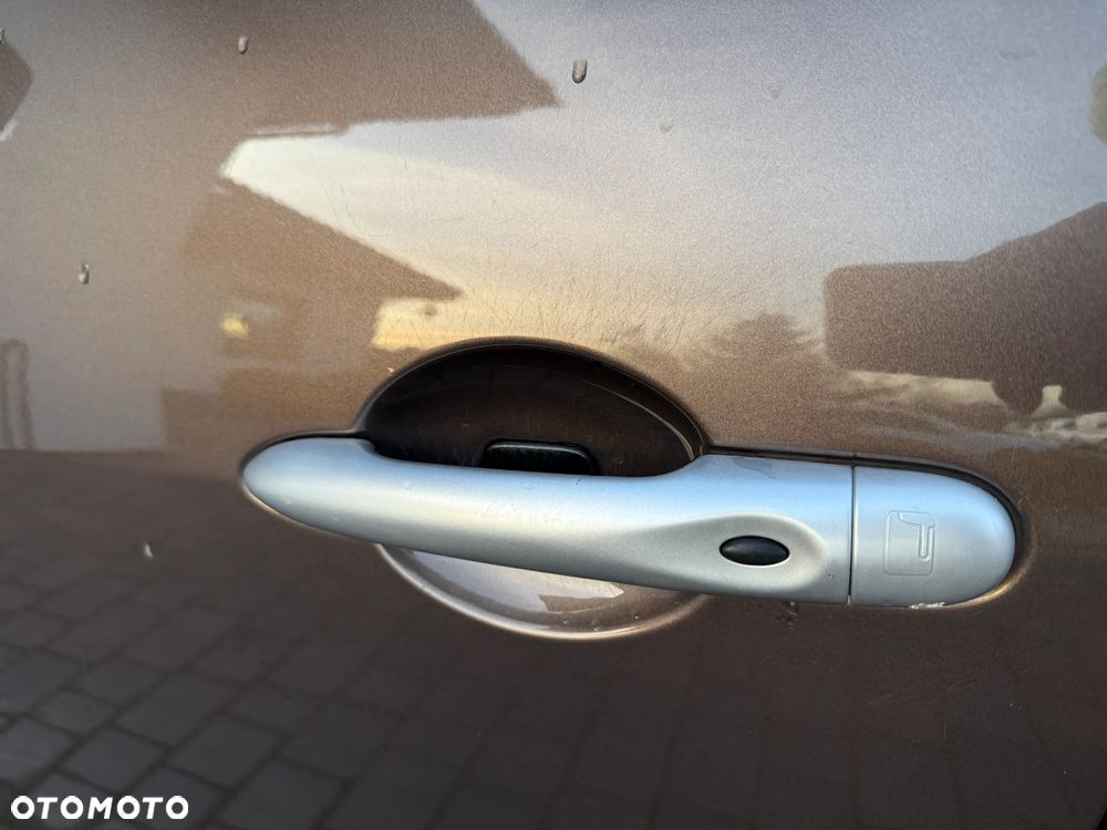 Renault Grand Scenic - 24