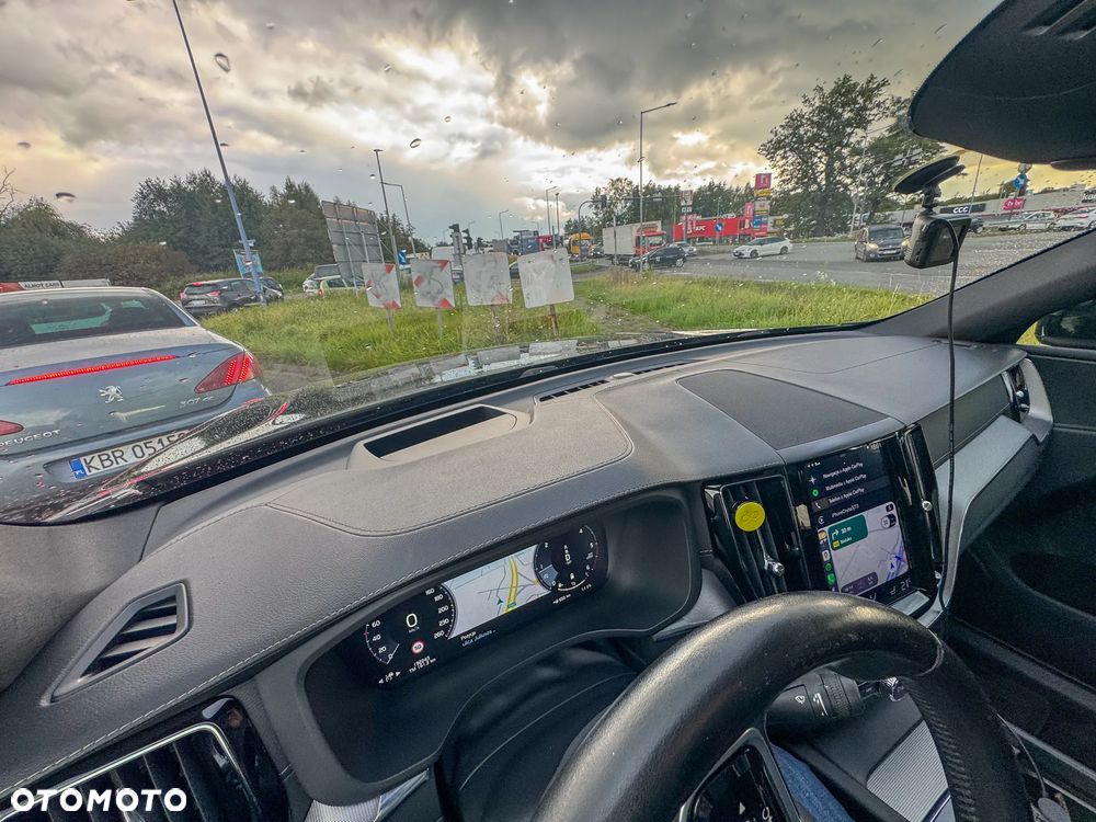 Volvo XC 60 B4 B Inscription - 4