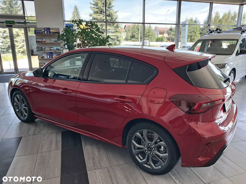 Ford Focus 1.0 EcoBoost mHEV ST-Line X - 8