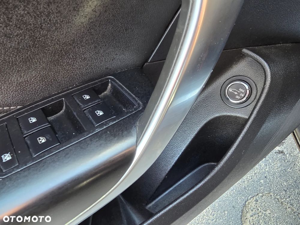 Opel Insignia 2.0 CDTI Cosmo - 35