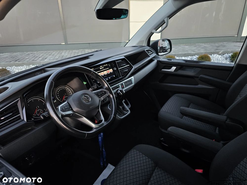 Volkswagen Multivan - 23