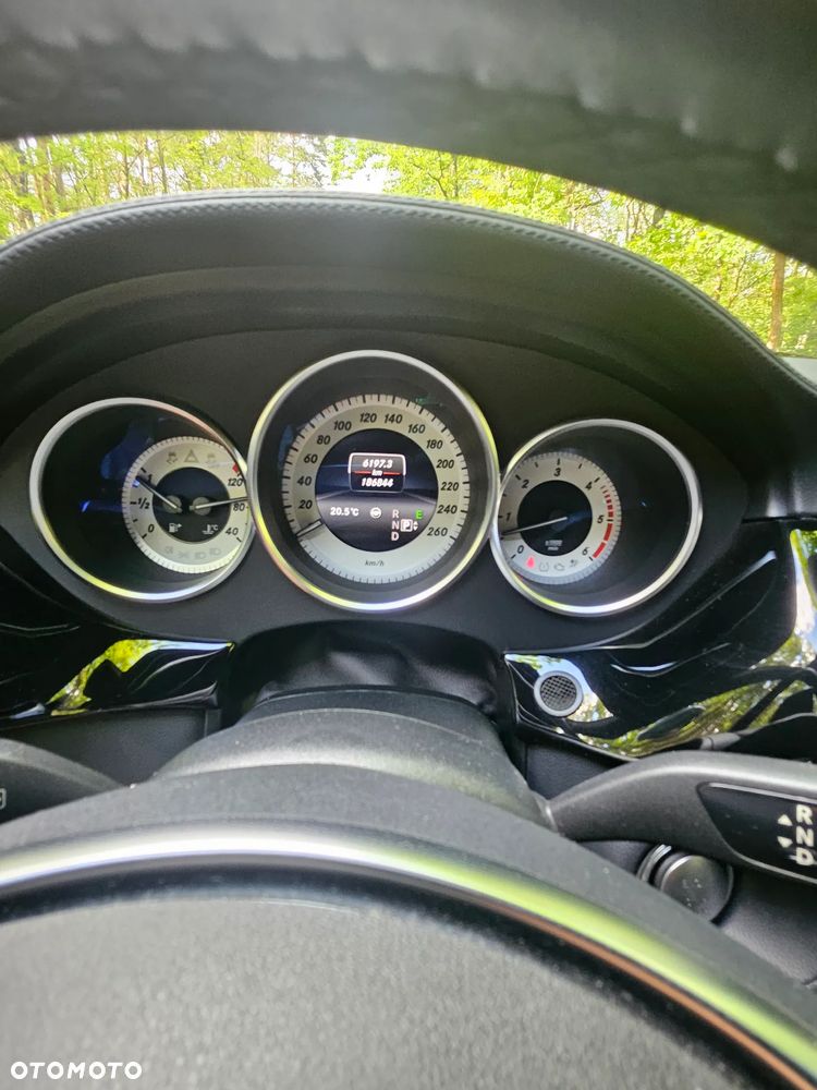 Mercedes-Benz CLS - 6