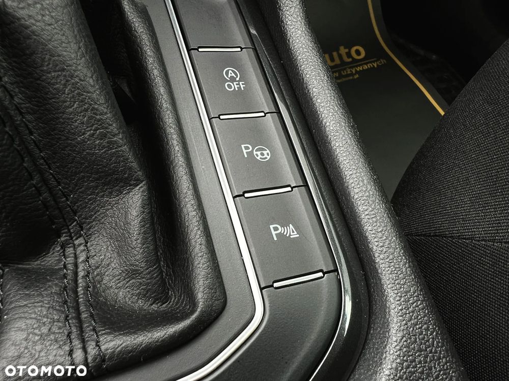Volkswagen Tiguan 2.0 TDI SCR DSG IQ.DRIVE - 23