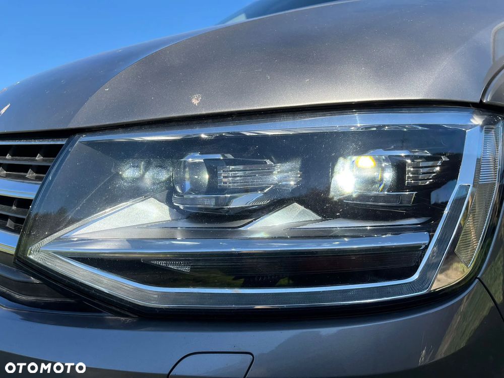 Volkswagen Caravelle 2.0 BiTDI L2 Comfortline DSG - 32