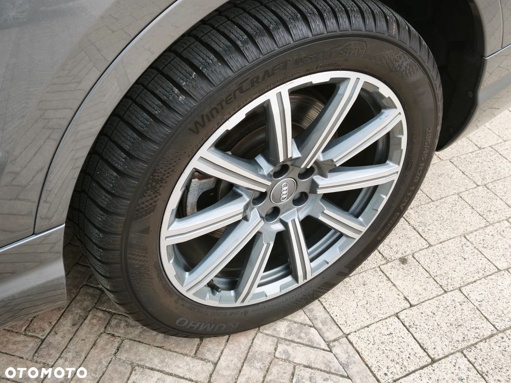 Audi Q7 - 17