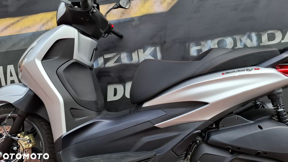 Piaggio Beverly - 12