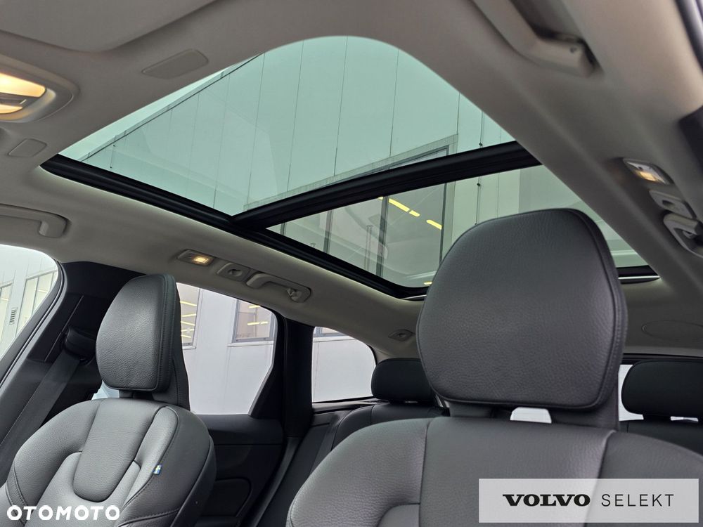 Volvo XC 60 - 38