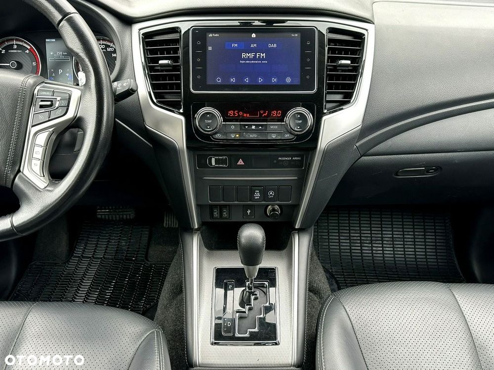 Mitsubishi L200 2.2 d DC Instyle Plus - 25