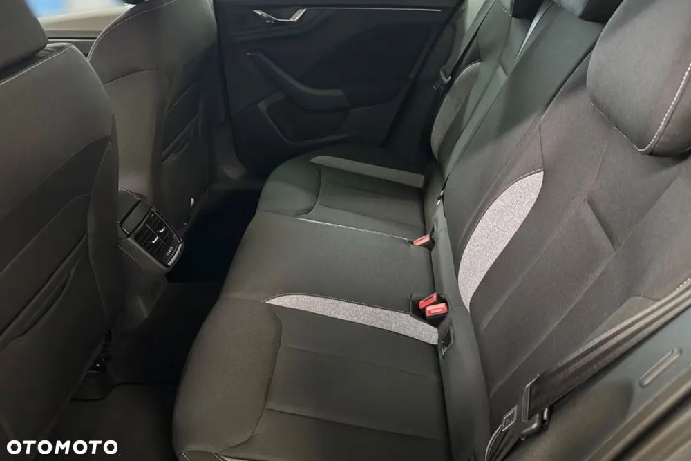 Skoda Kamiq 1.0 TSI Essence DSG - 15