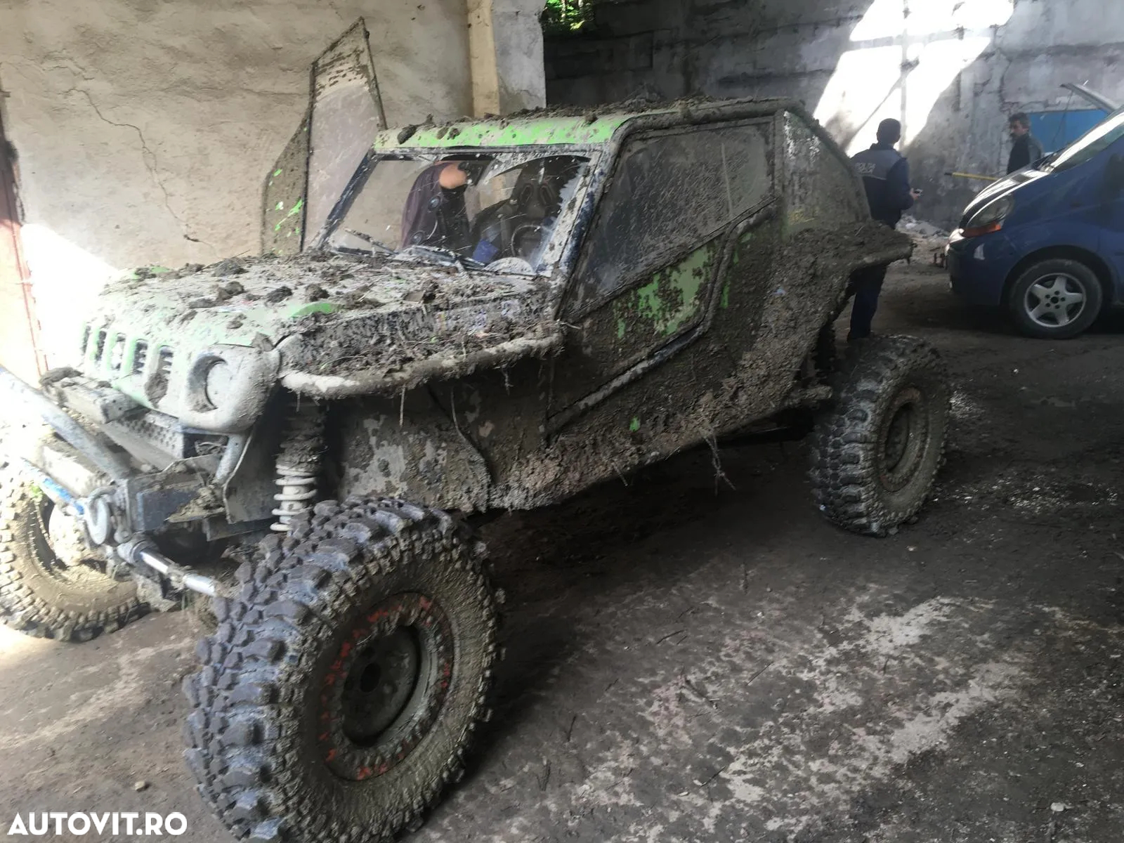 Suzuki Jimny - 10