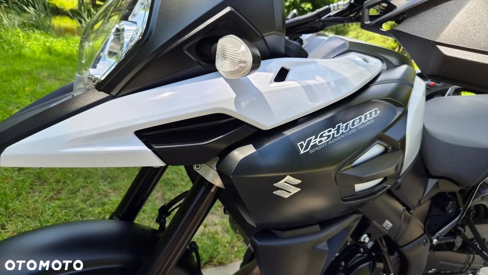 Suzuki V-STROM - 16