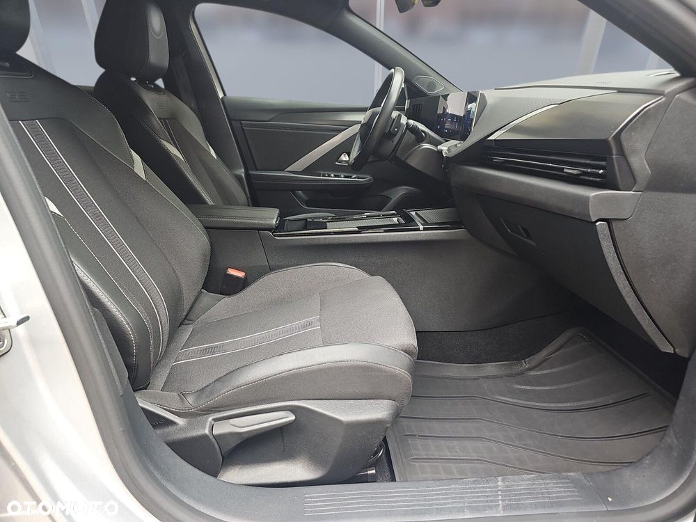 Opel Astra - 11