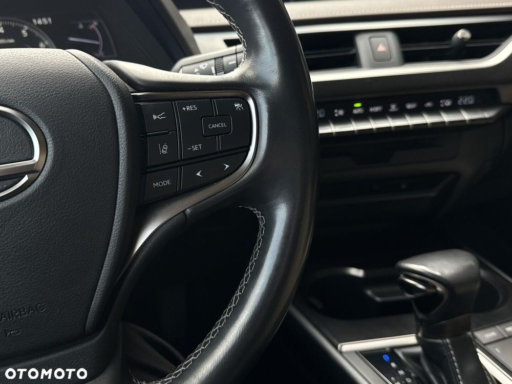 Lexus UX 200 Optimum 2WD - 19