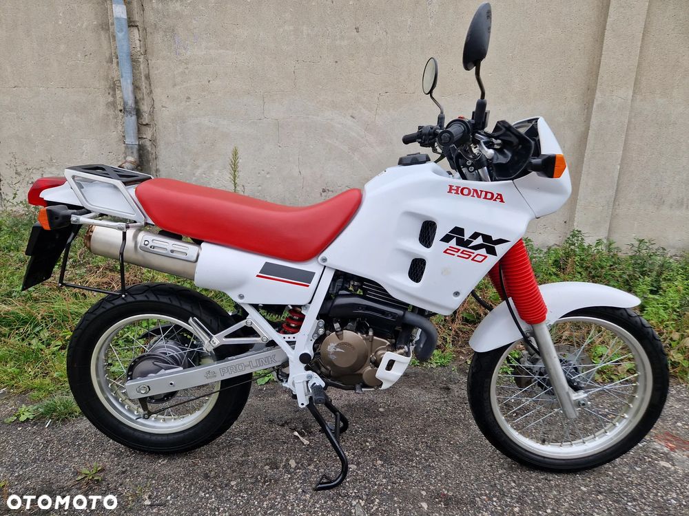 Honda NX - 11