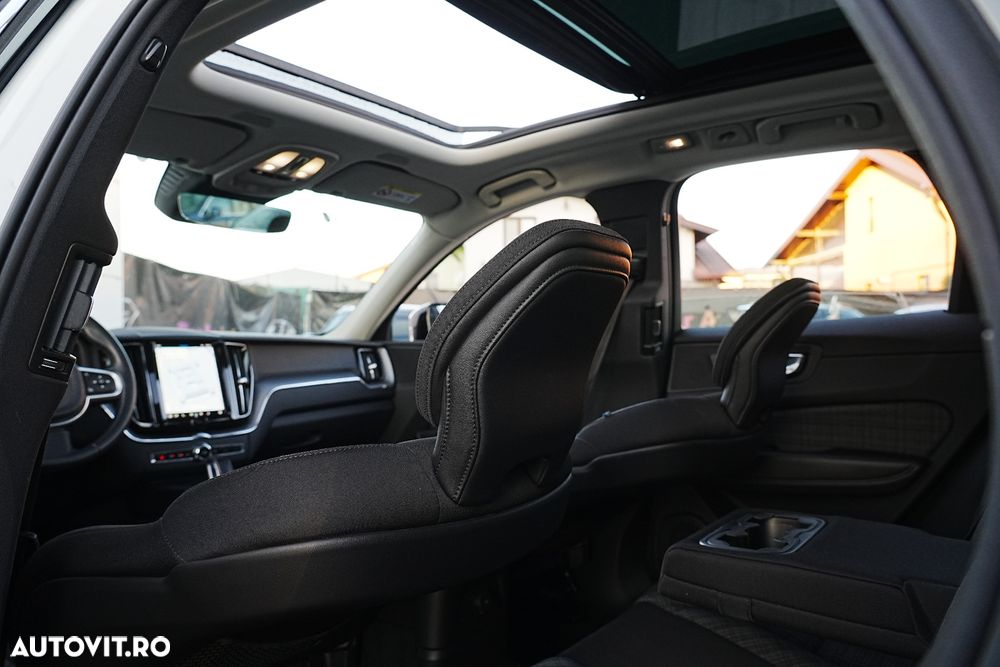 Volvo XC 60 Recharge T6 Twin Engine eAWD Inscription Expression - 11