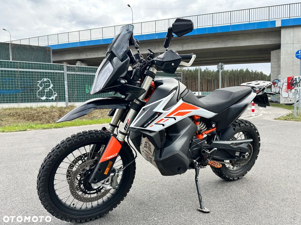 KTM Adventure - 3