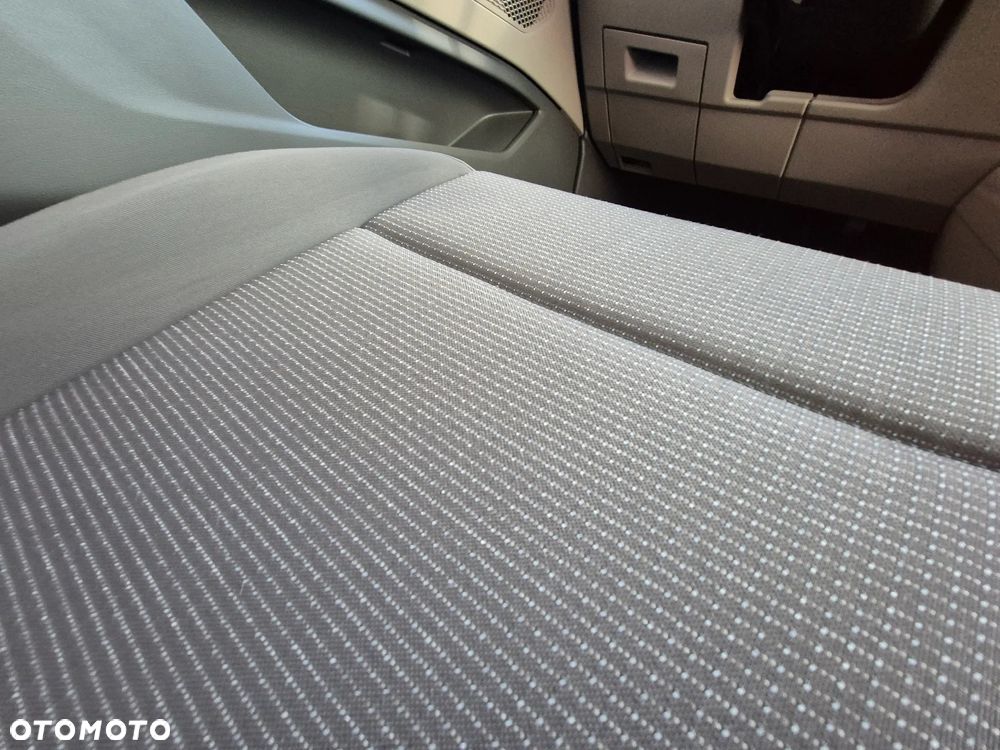 Volkswagen Multivan 2.0 TDI L2 Family DSG - 8