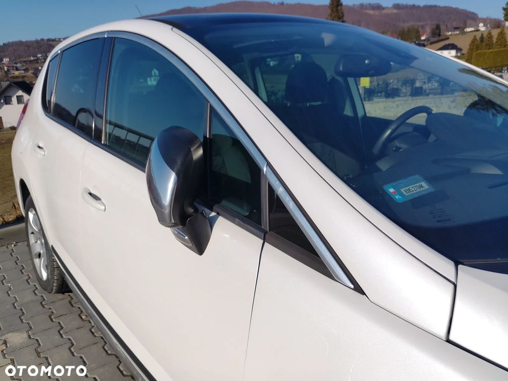 Peugeot 3008 1.6 HDi Premium - 14