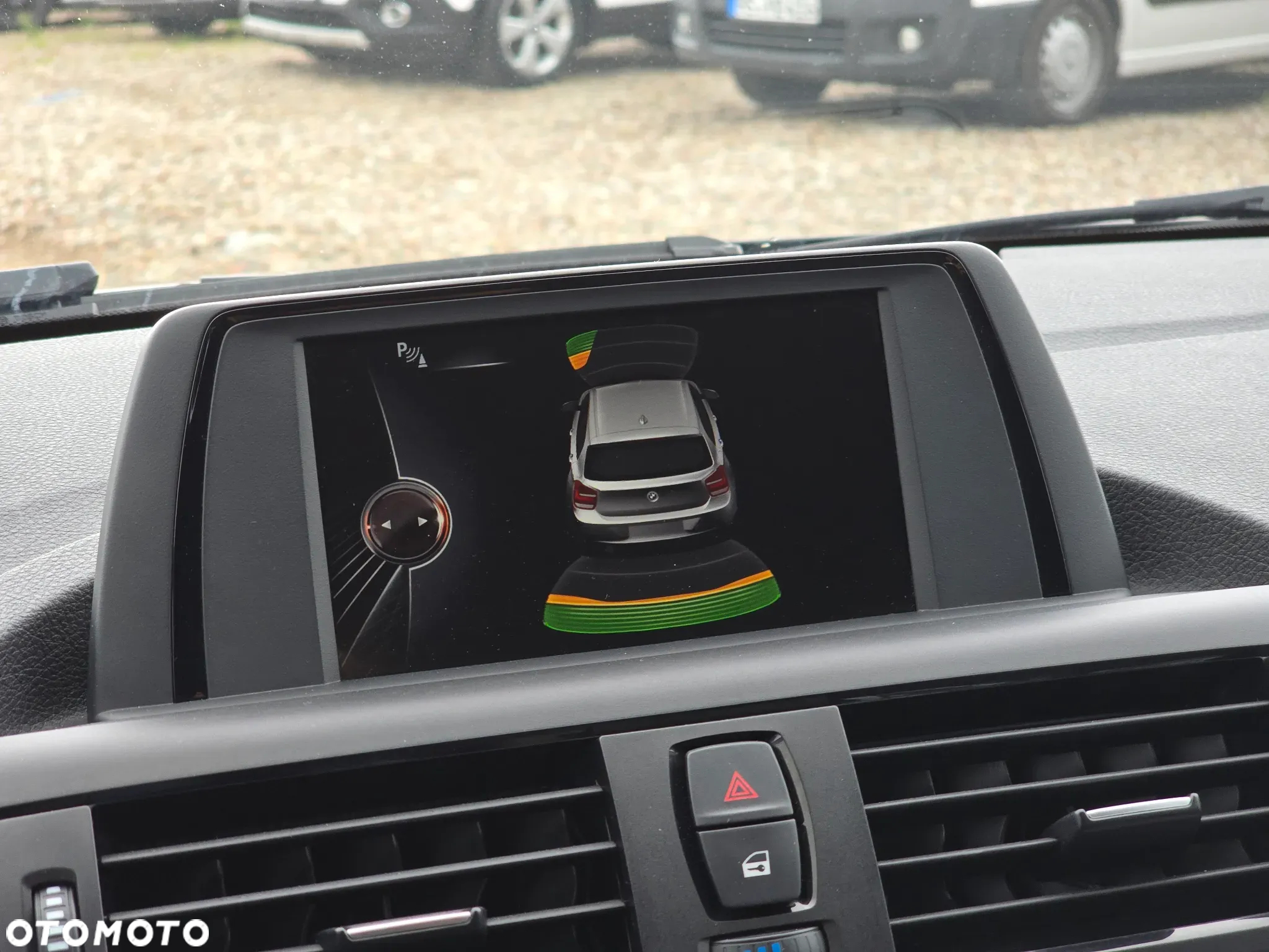 BMW Seria 1 114i Sport Line - 12