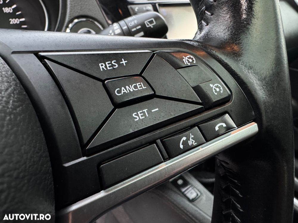 Nissan Qashqai 1.5 DCI TEKNA - 21