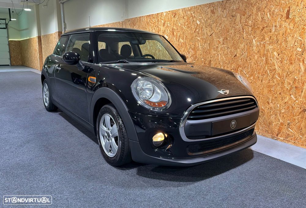 MINI 3 Portas One D - 6