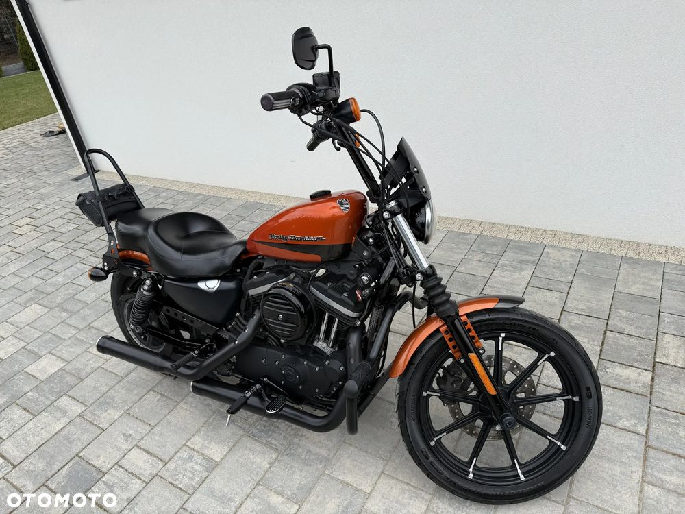 Harley-Davidson Sportster Iron 883 - 13