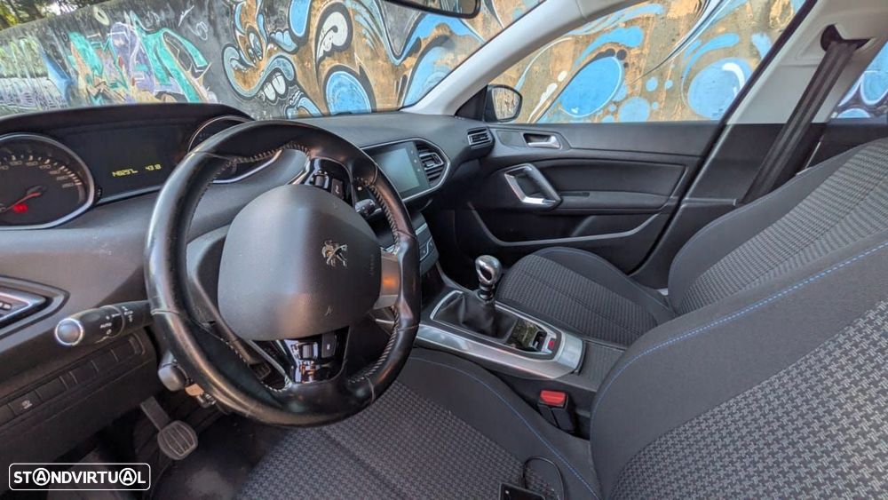 Peugeot 308 SW 1.2 PureTech Style J17 - 4