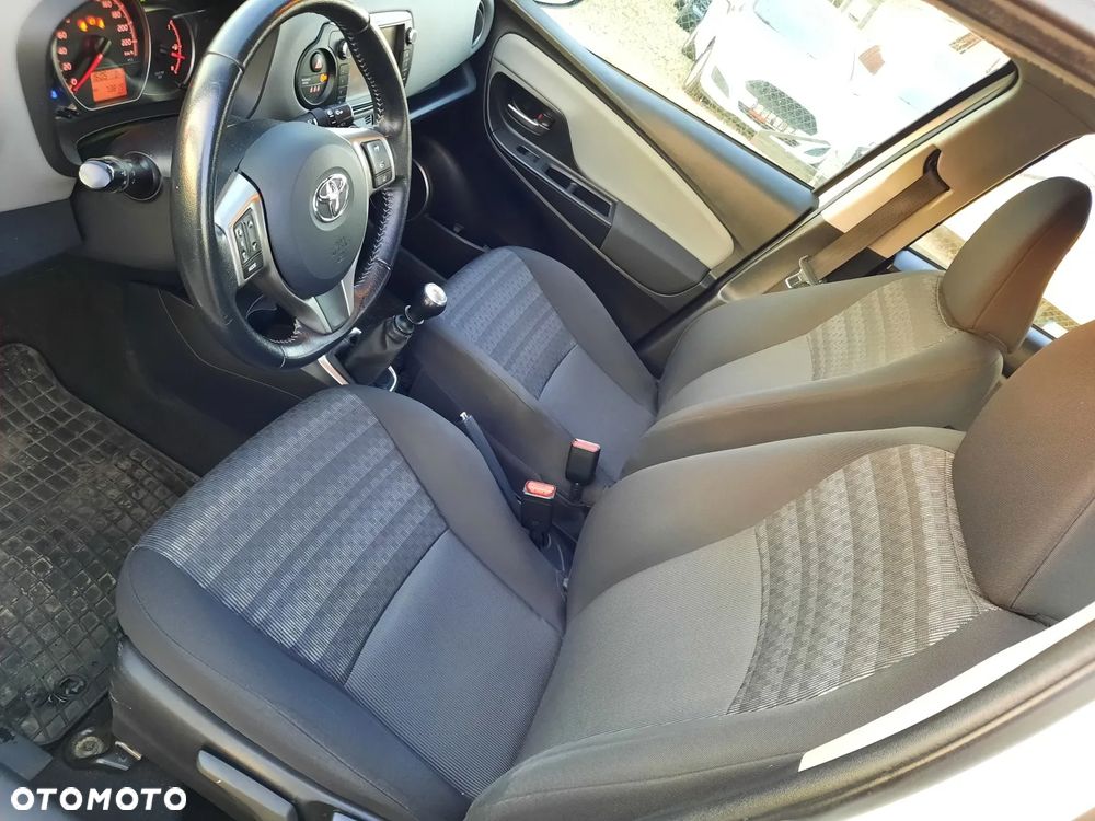 Toyota Yaris 1.33 VVT-i Trend - 16