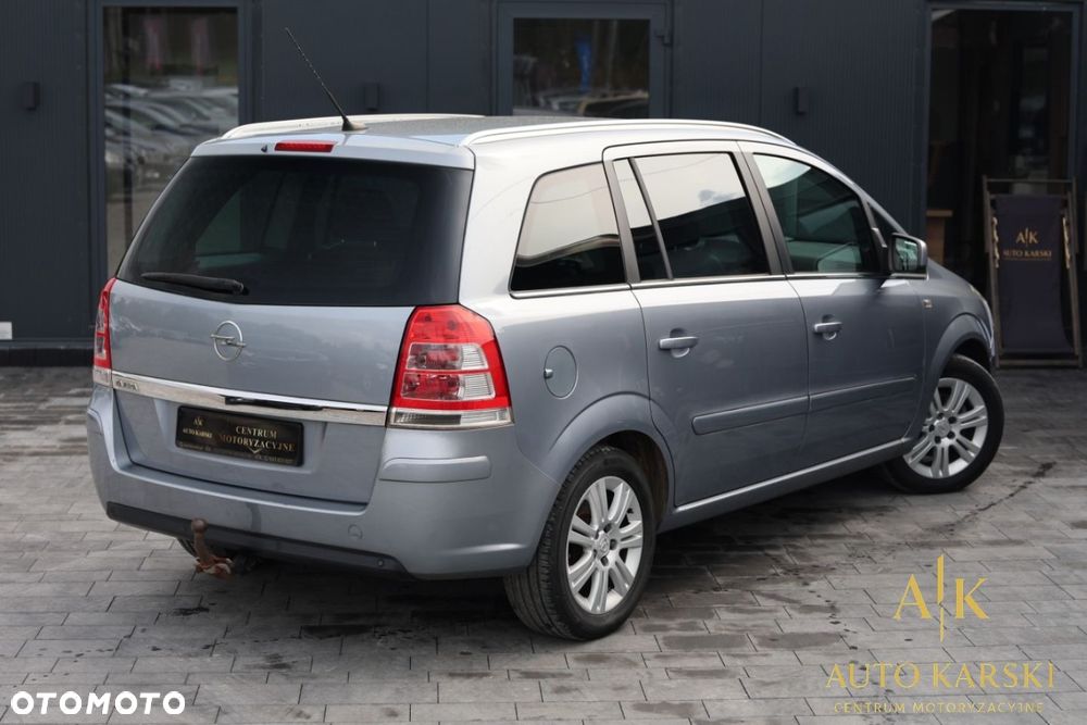 Opel Zafira - 8