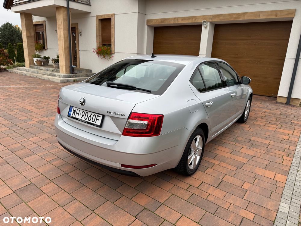 Skoda Octavia - 3