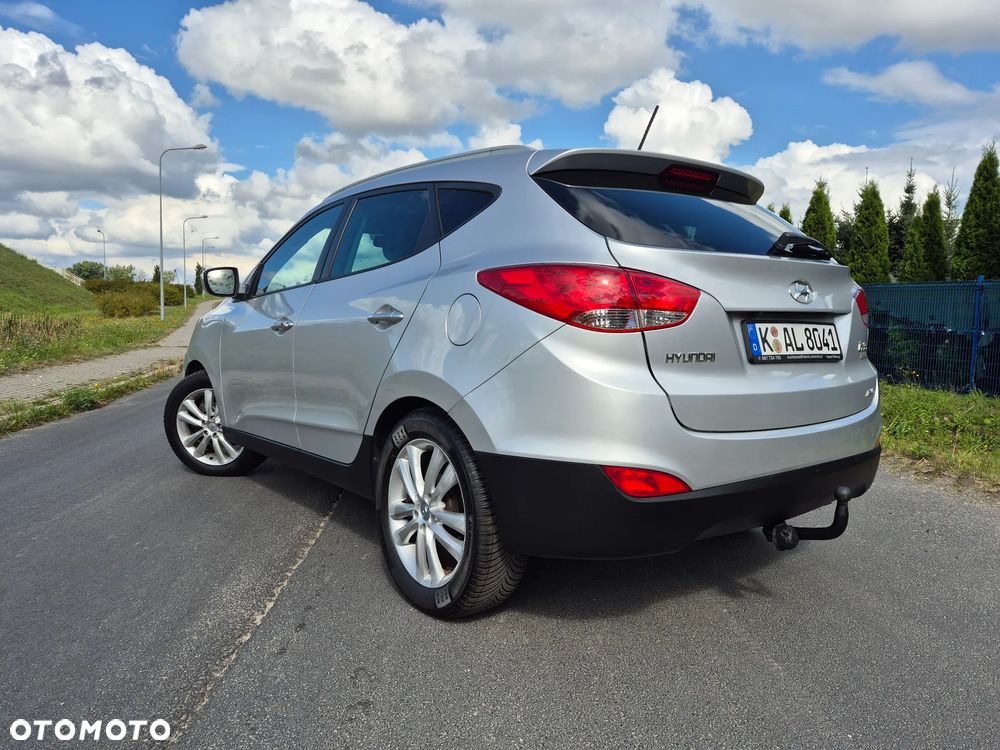 Hyundai ix35 2.0 CRDi 4WD Automatik Premium - 3