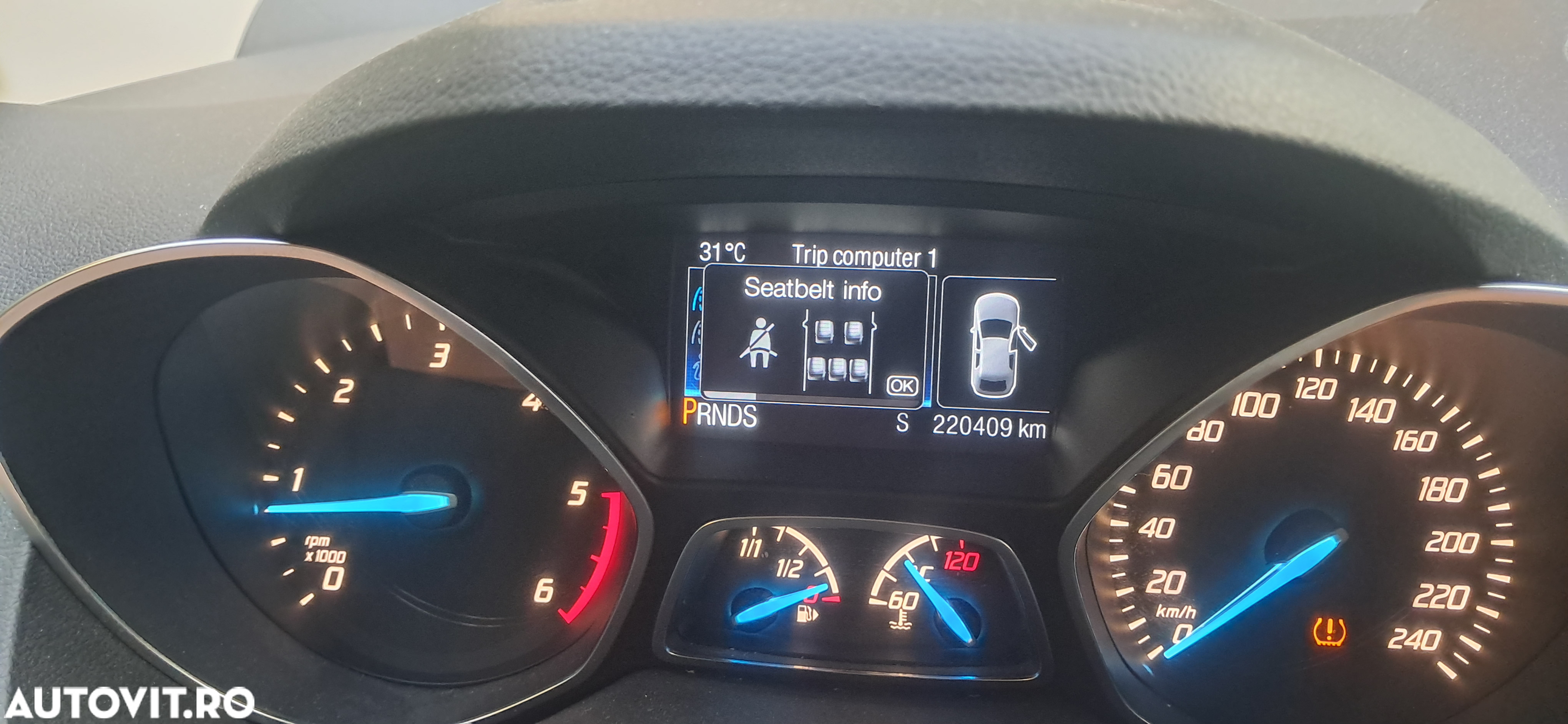 Ford Kuga 2.0 TDCi 4WD Powershift Titanium - 16