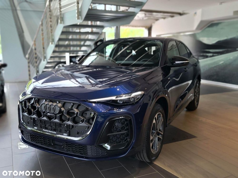 Audi Q5 Sportback - 1