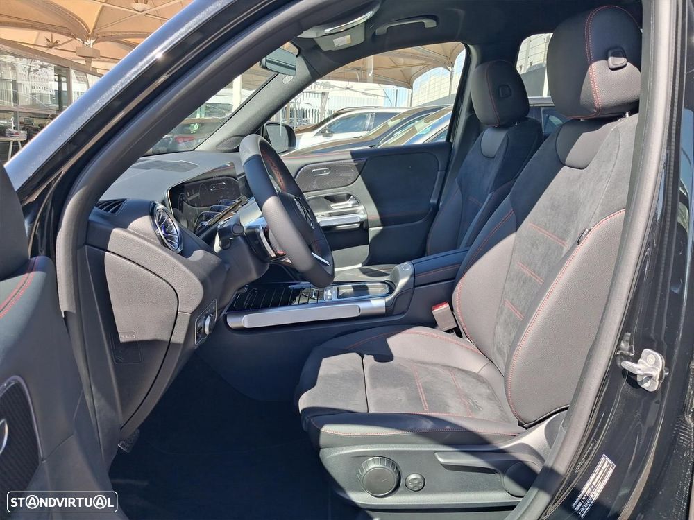 Mercedes-Benz GLB 200 d 4Matic AMG Line - 10