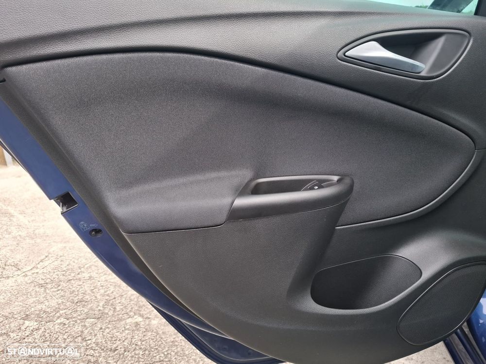 Opel Astra Sports Tourer 1.2 T Design & Tech S/S - 40