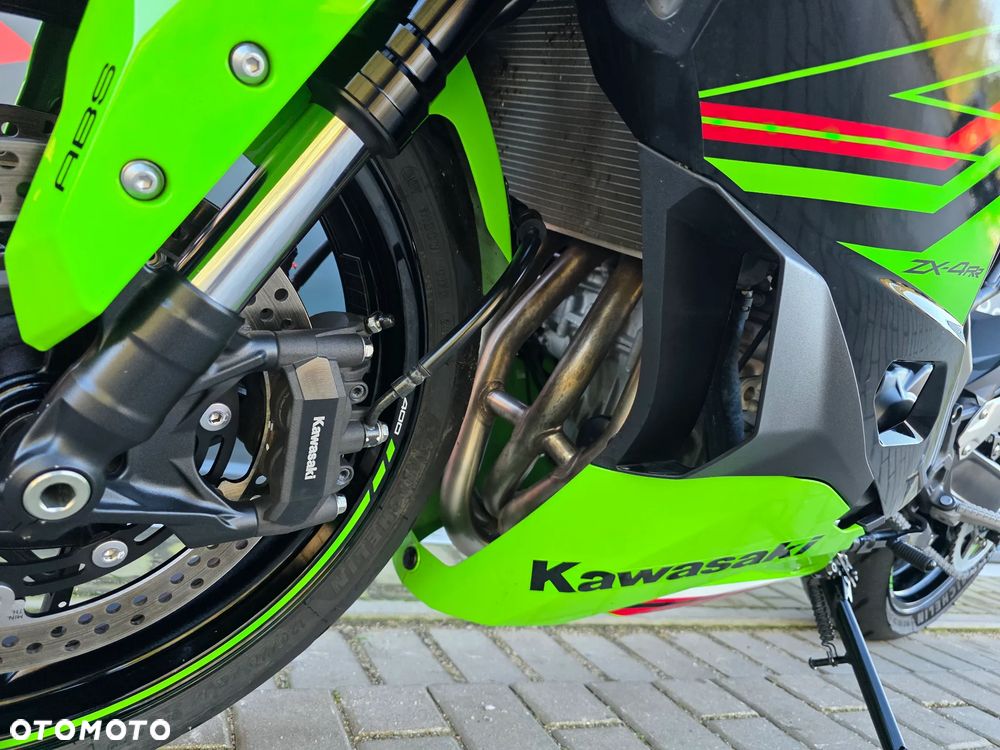 Kawasaki Ninja 400 - 16