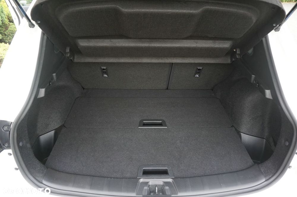 Nissan Qashqai 1.3 DIG-T DCT N-CONNECTA - 26