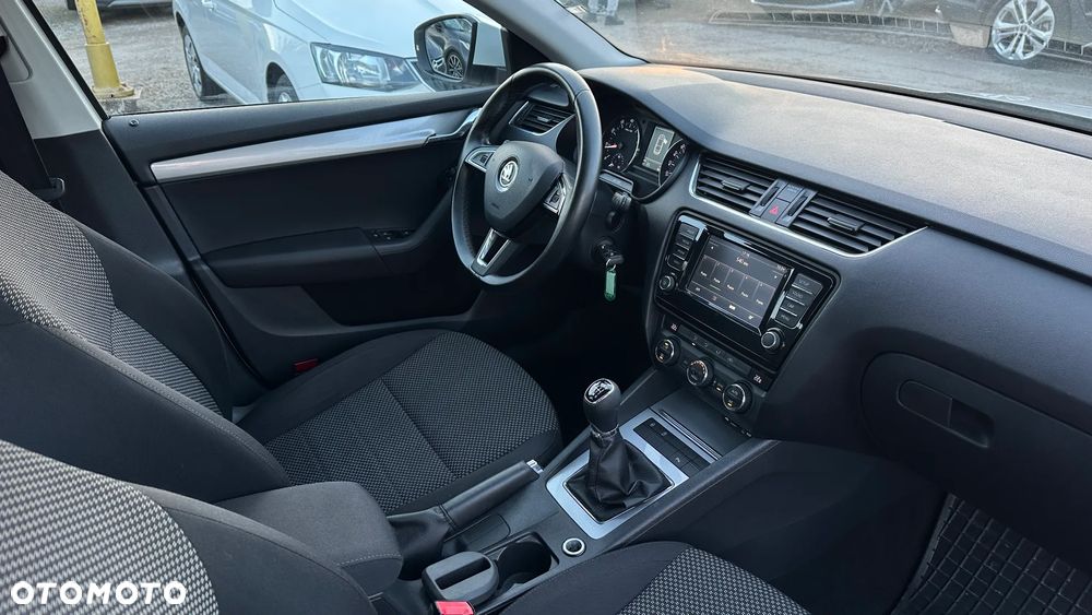 Skoda Octavia - 18