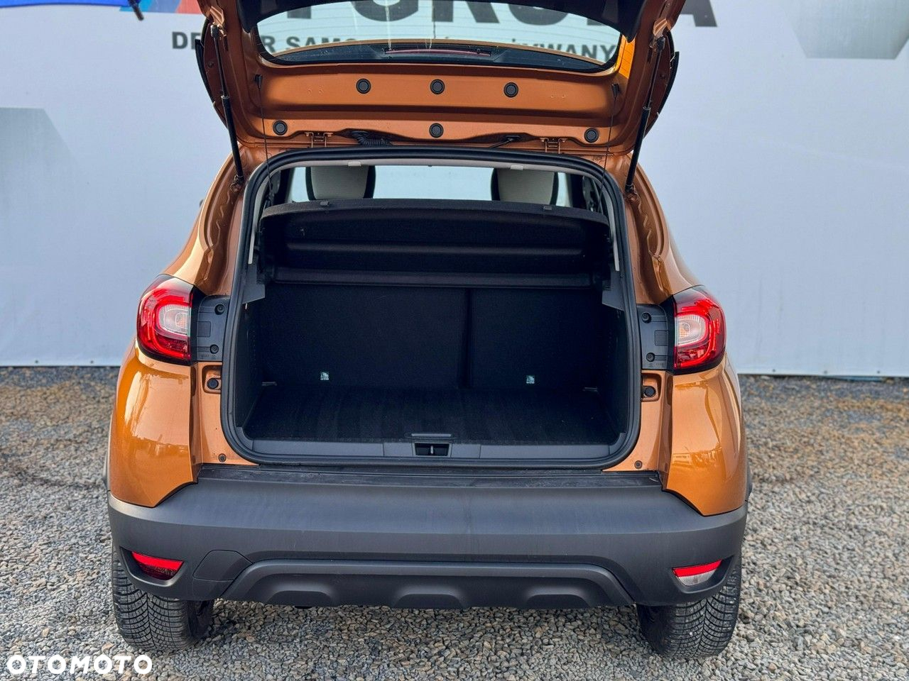 Renault Captur - 28