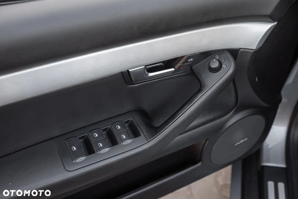 Audi A4 Cabrio 1.8 T - 16