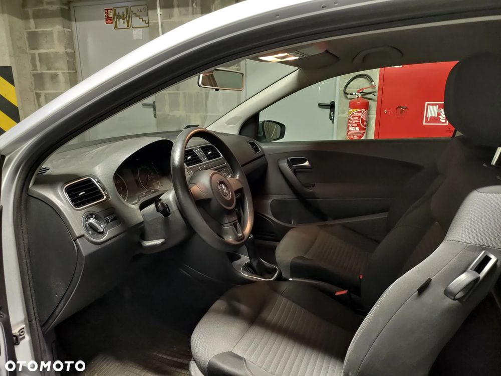 Volkswagen Polo 1.4 16V Comfortline - 5