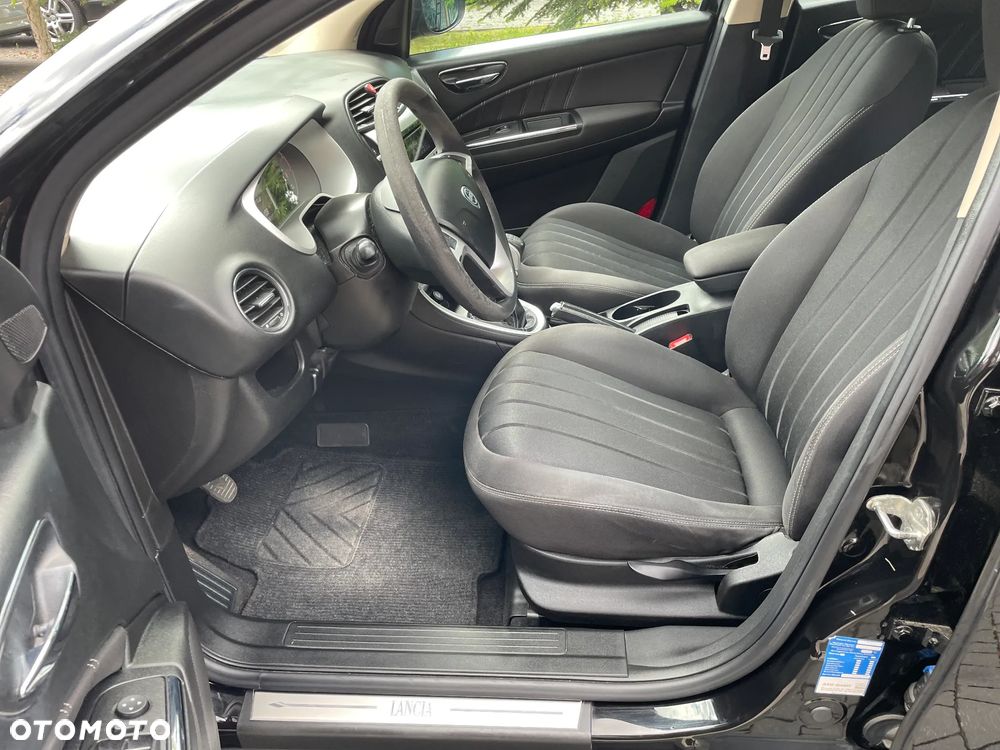 Lancia Delta 1.4 T-Jet 16v Argento - 12