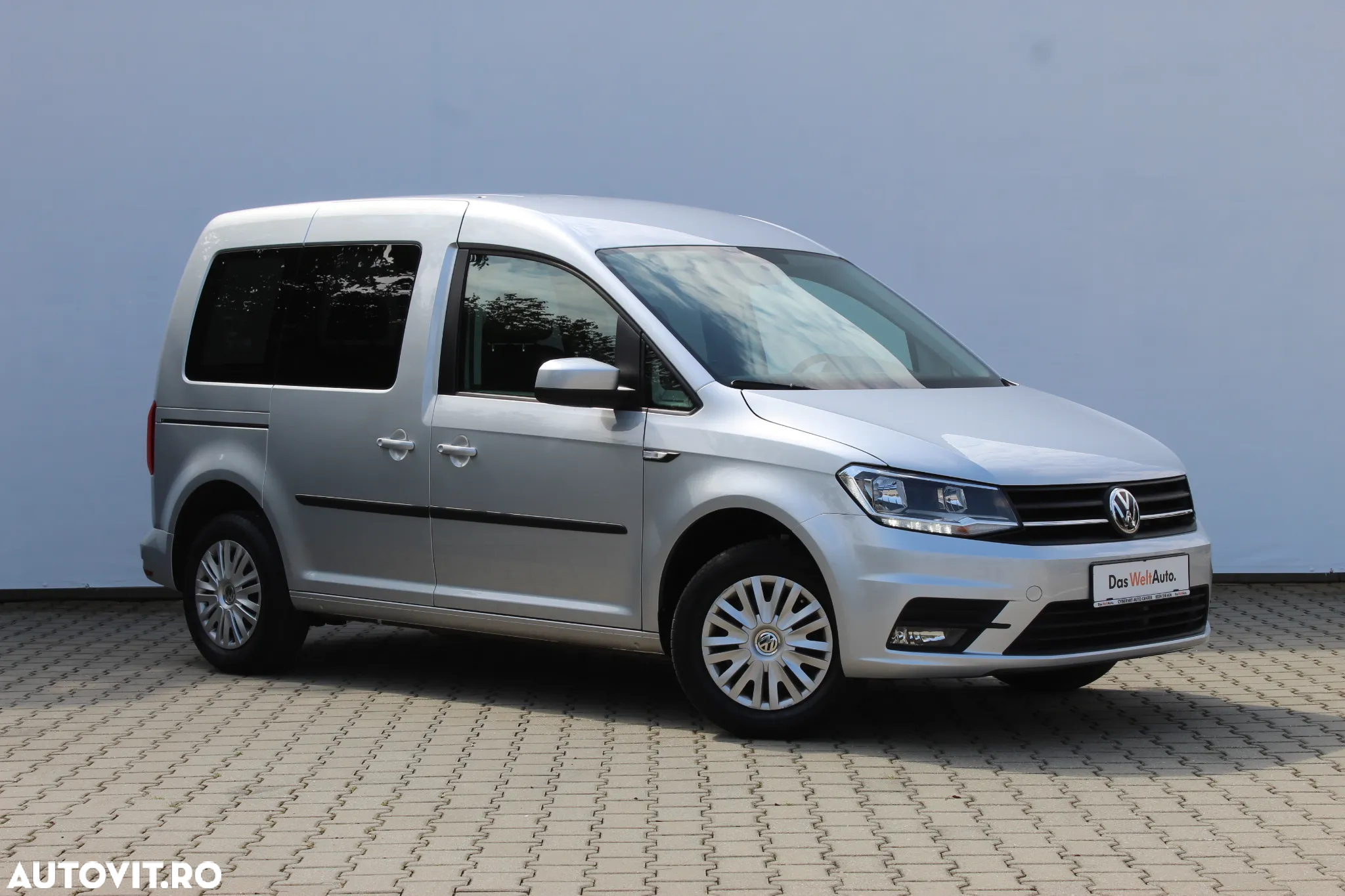 Volkswagen Caddy Combi - 7